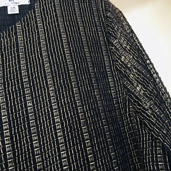 Halston Top NWOT - Picture 3 of 4